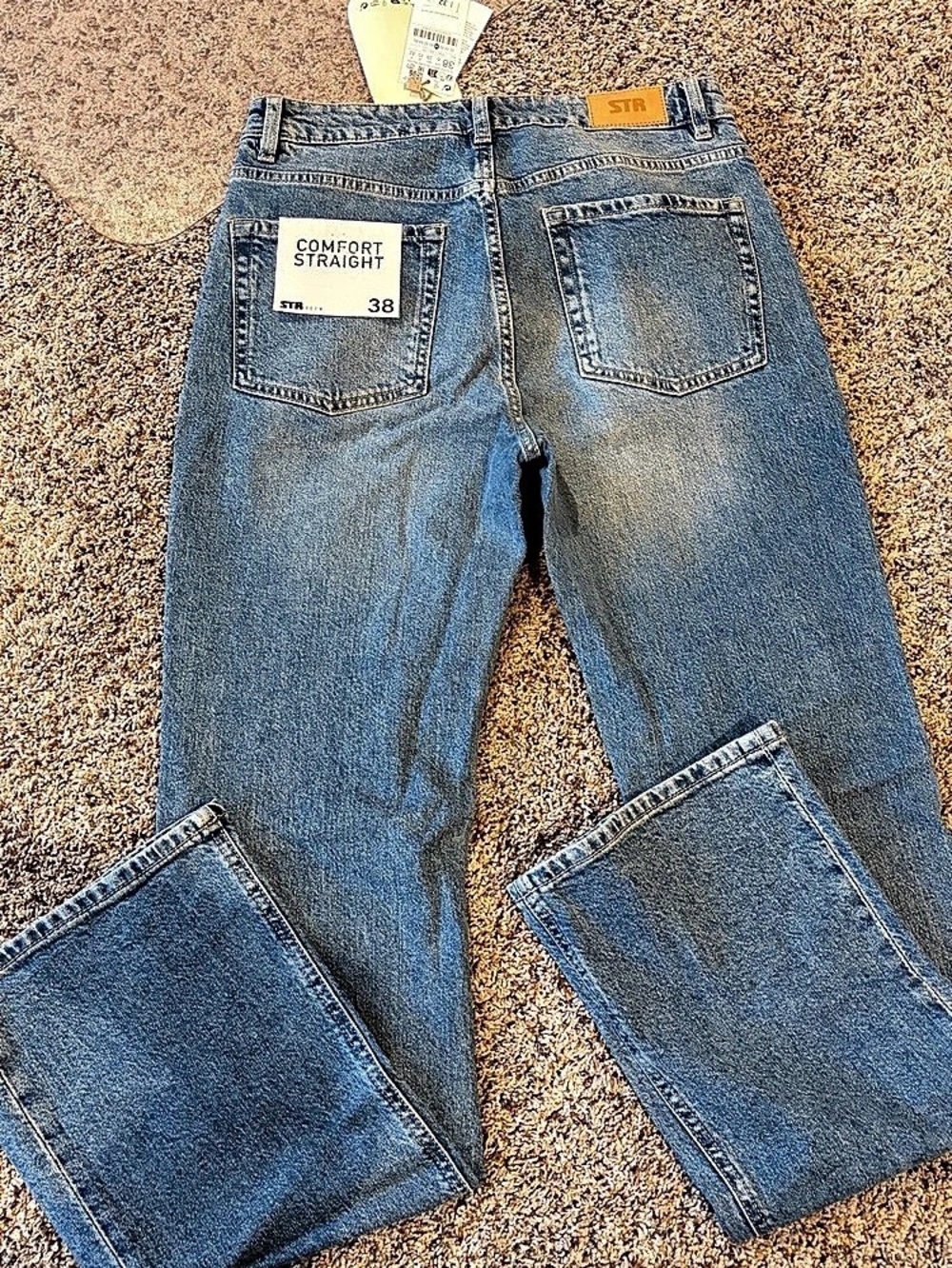 ST.R Straight Leg Jeans in Blue Waist 38 NWT
